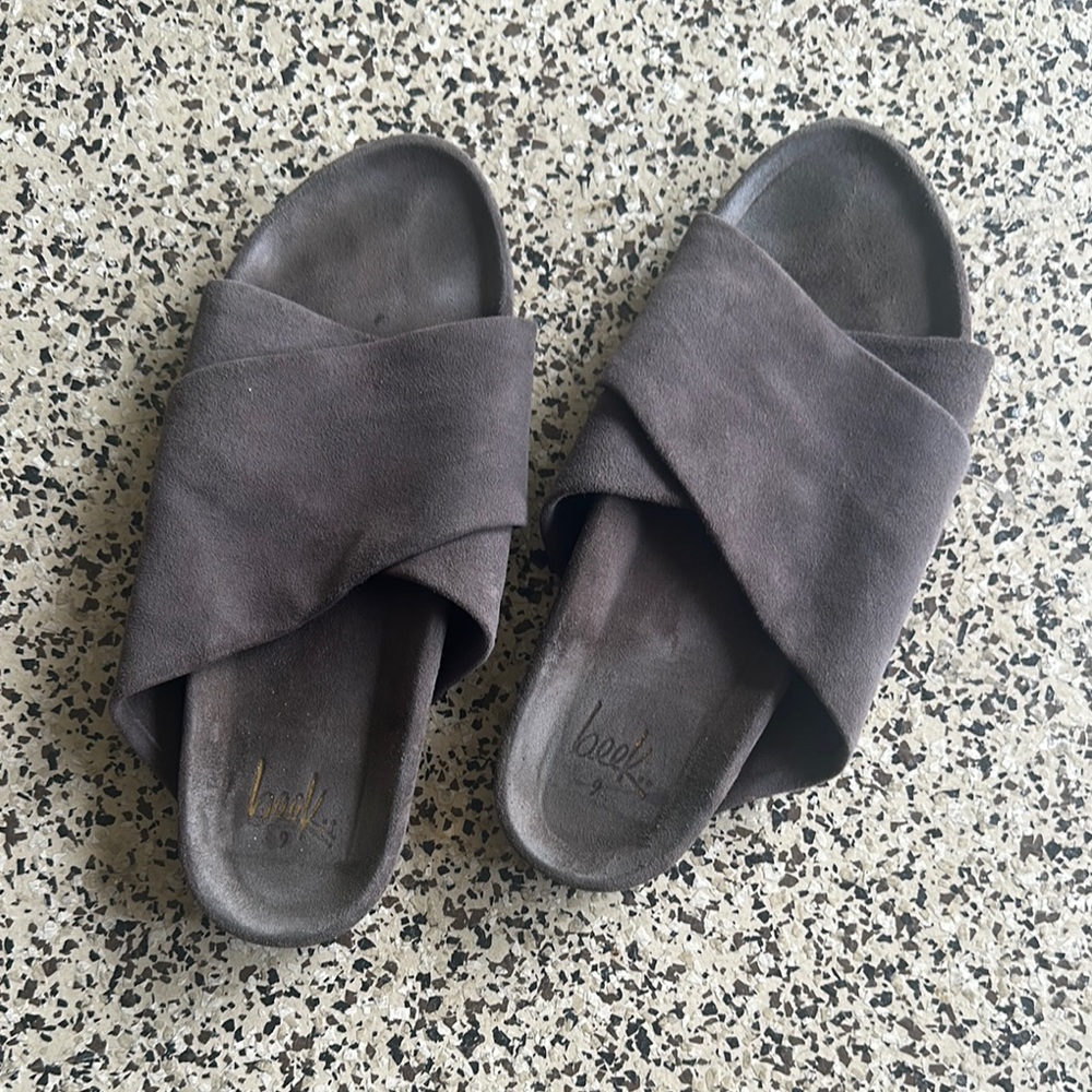 Beek Gray Sandals Minimalist Slide Design